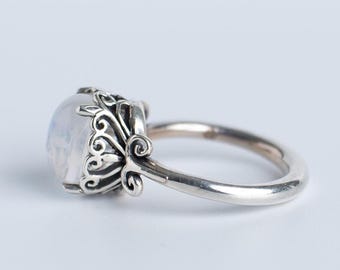 Moonstone Sterling Silver Ring, Handcrafted Jewelry, Delicate Scroll work Design, Cabochon Moonstone
