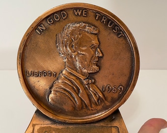 ヴィンテージ 鋳造金属 リンカーン ペニーバンク 1989年 ブロンズ 貯金箱 大型コイン USA マネー デコレーション 重厚