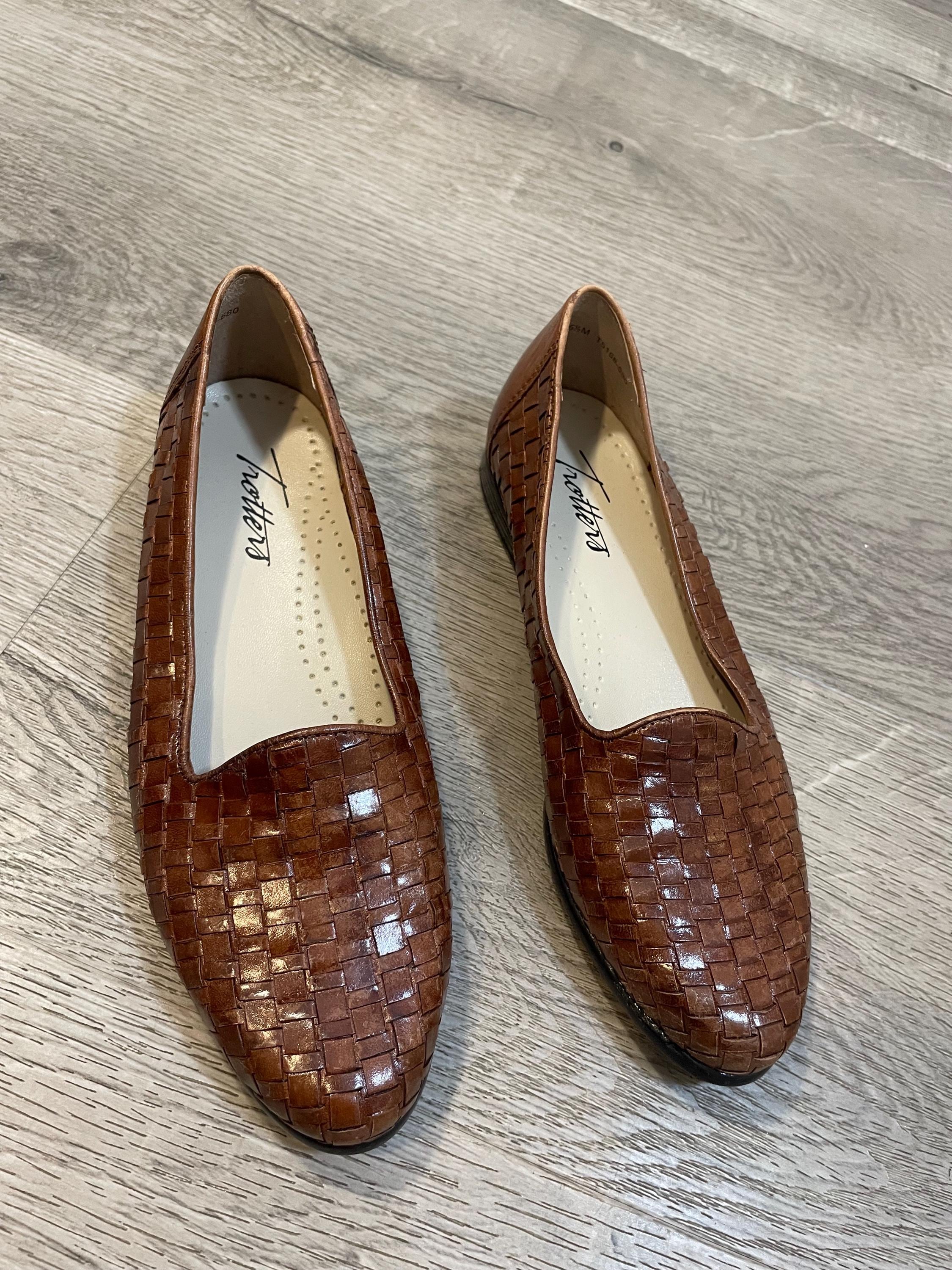 Giorgio Brutini Brown Woven Leather Loafers 9.5D Old Money Preppy Classic Giorgio Brutini Woven Leather Tassel Loafer | Mercari main image 2