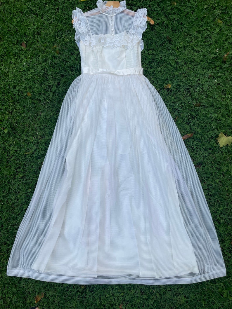 Vintage 50s Lace Dress Victorian Prairie Size 2 Lace Ivory 60s Fairy Cottagecore Union Made Empire Waist Maxi Long Wedding High Neck image 2
