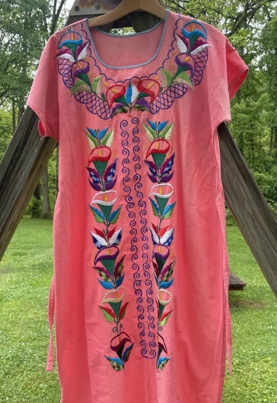 Vintage 60s 70s Mexican Dress Pink Embroidered Boh