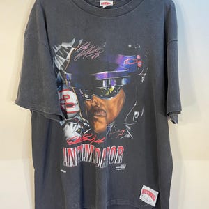 トゥルーヴィンテージ デイル・アーンハート NASCAR レーシング Tシャツ サイズ 2XL ナツメグミルズ アメリカ製 NASCAR シングルステッチ レーシング Tシャツ 素晴らしいフェードグラフィックプリント