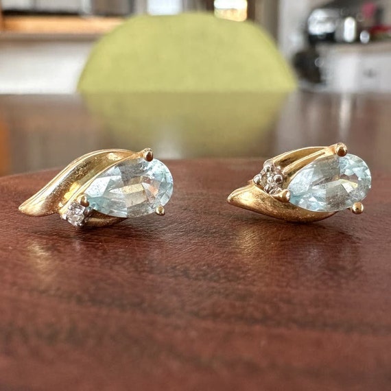 Blue Topaz and Diamond 14k Gold Stud Earrings Pea… - image 3