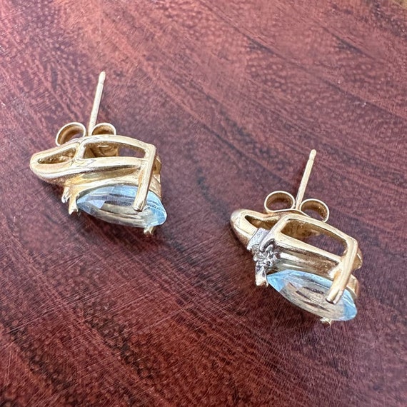 Blue Topaz and Diamond 14k Gold Stud Earrings Pea… - image 4