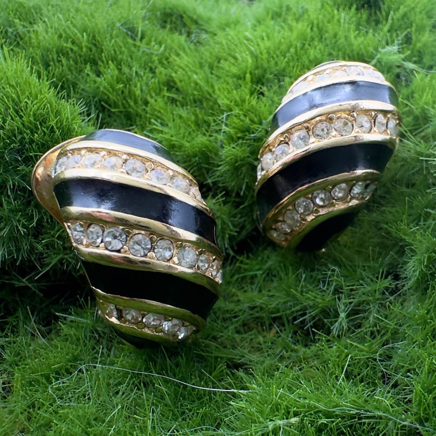 Christian Dior Gold Tone Domed Half Hoop Clip-on Earrings Christian Dior Gold Tone Domed Half Hoop Clip-on Earrings
