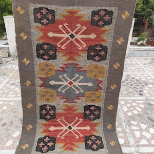 Handmade Wool Jute Kilim Runner: Bohemian Stair Rug