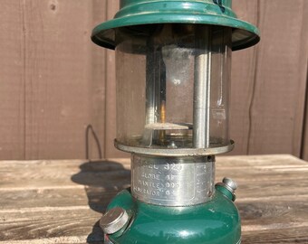 。Coleman コールマン　EASILITE 1985 COLEMAN EASI LITE CAMPING LANTERN MODEL 325 VINTAGE