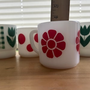 Set of 2 vintage Milk glass mugs (red floral pattern)