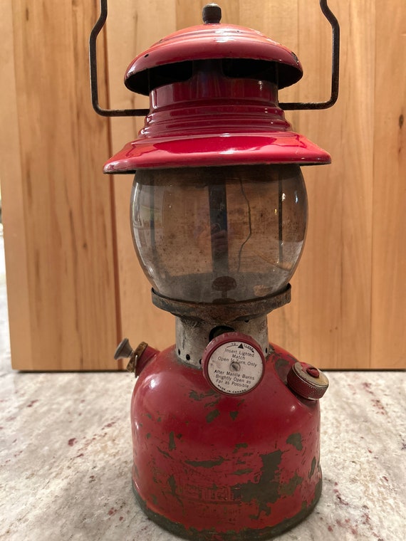 Coleman 1964 No 200 T66 Vintage Lantern - Etsy Canada