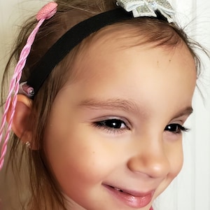 Excellent,Black Non-Slip Cochlear/Hearing Aid Headband with Interchangeable Bows_