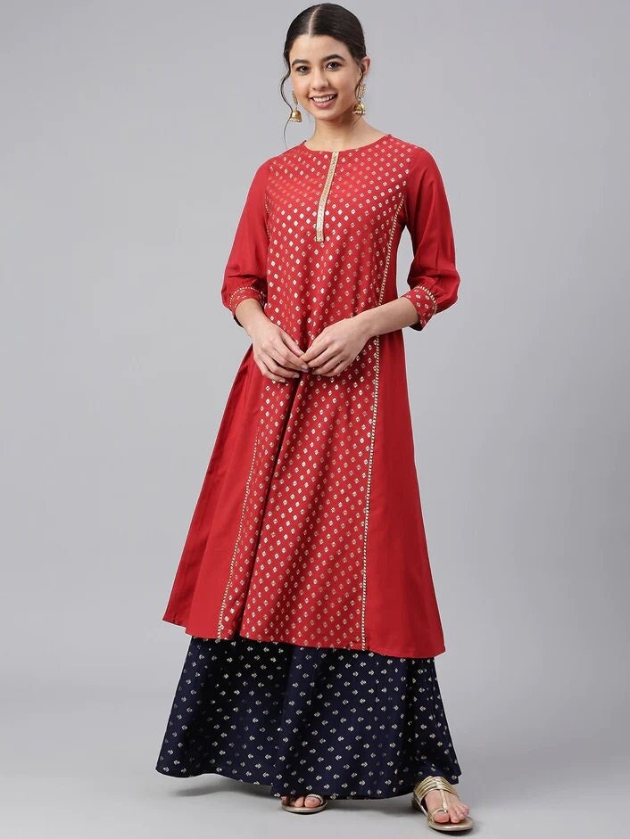 Sonali Bendre in payalkhandwala Linen Kurta and Linen Palazzo | Stylish  dresses, Kurta designs women, Indian designer outfits