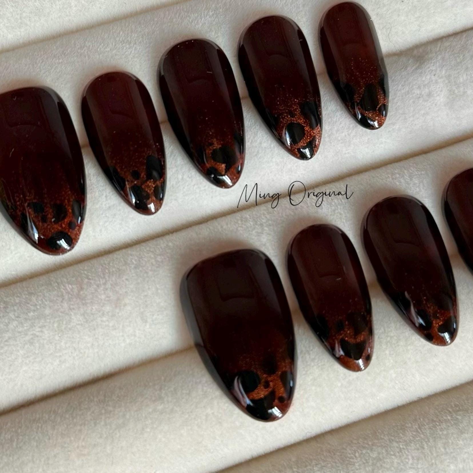 Brown Ombre Nails That Flow Like Sunshine