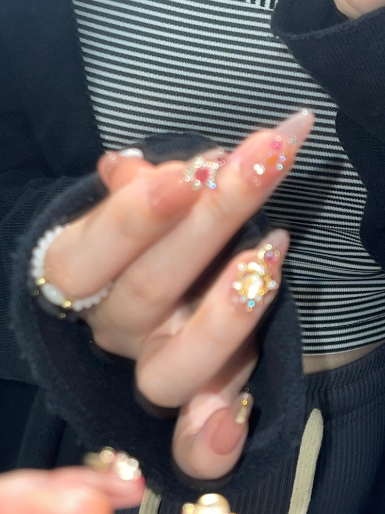 Reusable Sailor moon press on nail, Premium Hand paint Nails, Fake nails, Nail Artist Faux Nails, Handmade Gel Nails, pink rhinestone nail image 4