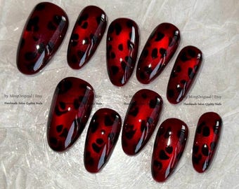 Kattenoog-persnagels met rode luipaardprint, donkere magnetische nepnagels met dierenprint, fluwelen bordeauxrode herbruikbare manicure, MO919
