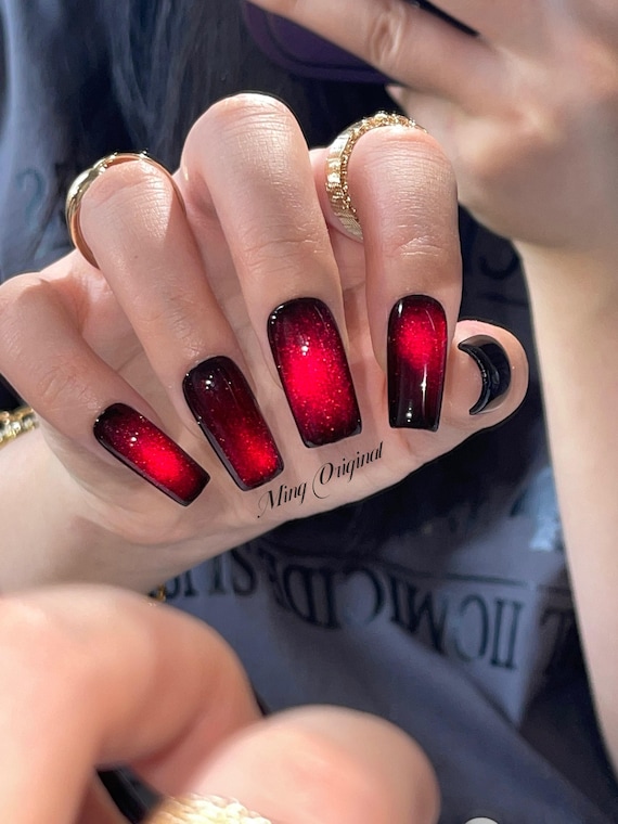 Buy Da Vampire| Red Cat Eye Press on Nails, Black Nails, Reuse