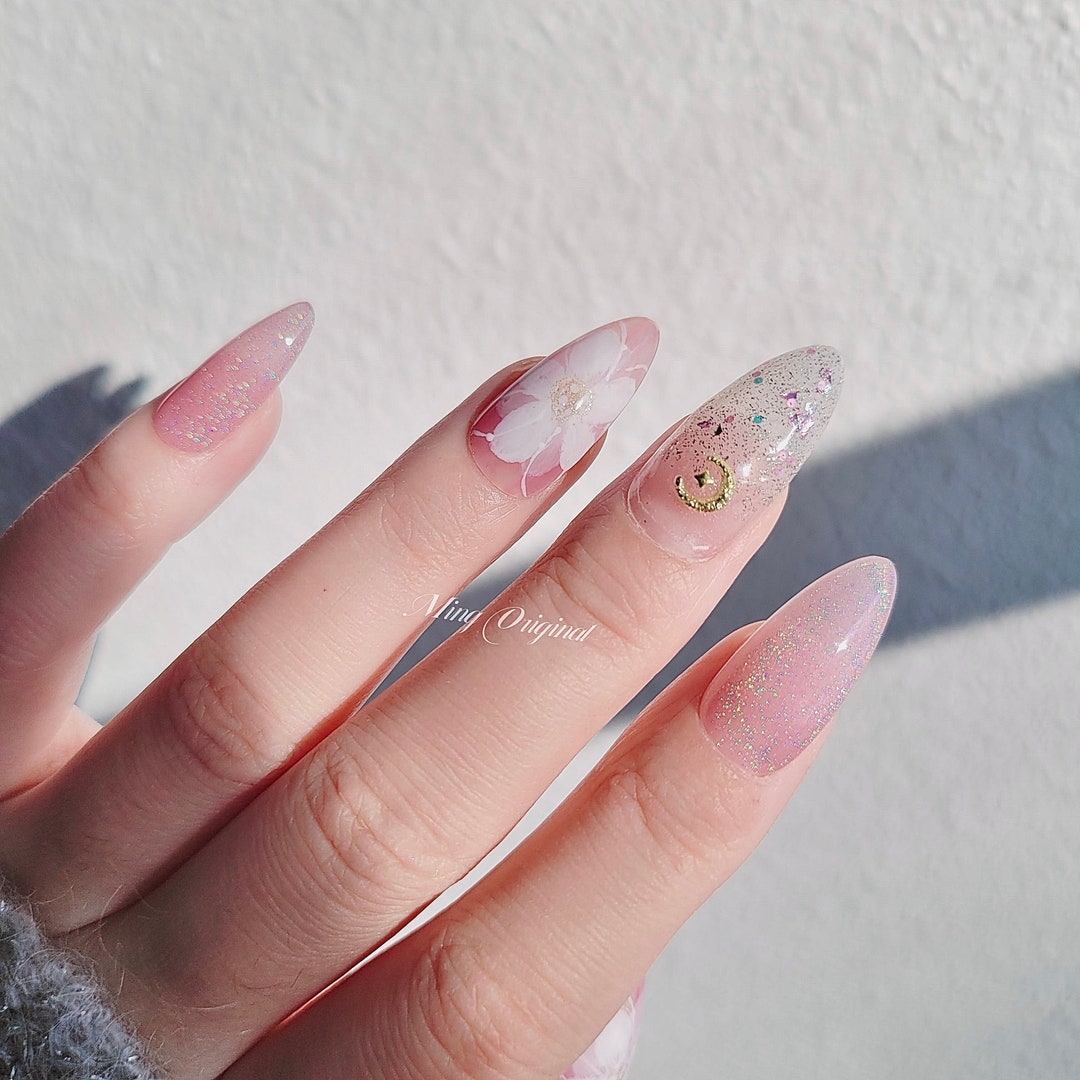 Reusable White Flower Art Nail, Holographic Cat Eye Press on Nails