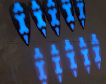 Glow in the dark Halloween press on nails, reuse nails, jelly fake nail,  horror nail,  spooky season nail, MO1213