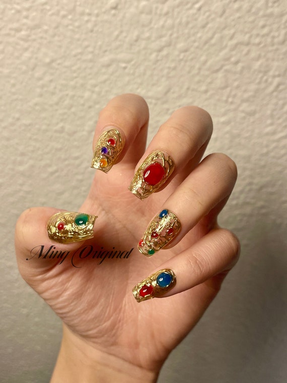 Gold Gem Press on Nails, Gems and Gold Glitter
