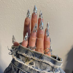 Silver crystal glittery Nail press on, Fake nails, ombre nail, Handmade Gel Nails, jelly Nails