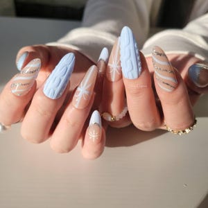 Blue Christmas sweater Press on Nails, snowflake winter handmade Nails, French tip diamond reflective glitter Jelly Nails, MO303