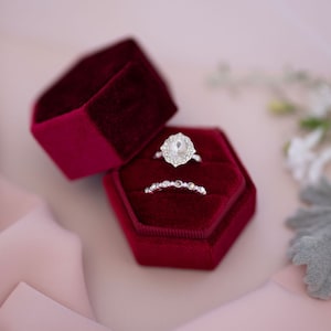 Boîte à bagues en velours rouge | Boîte à alliances | Boîte à bijoux