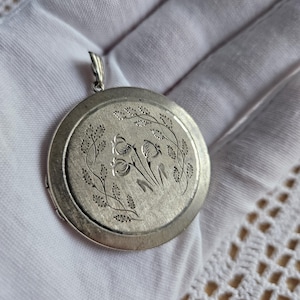 Old Vintage Round Sterling silver 925 Locket engraved poppy gold overlay hallmarked