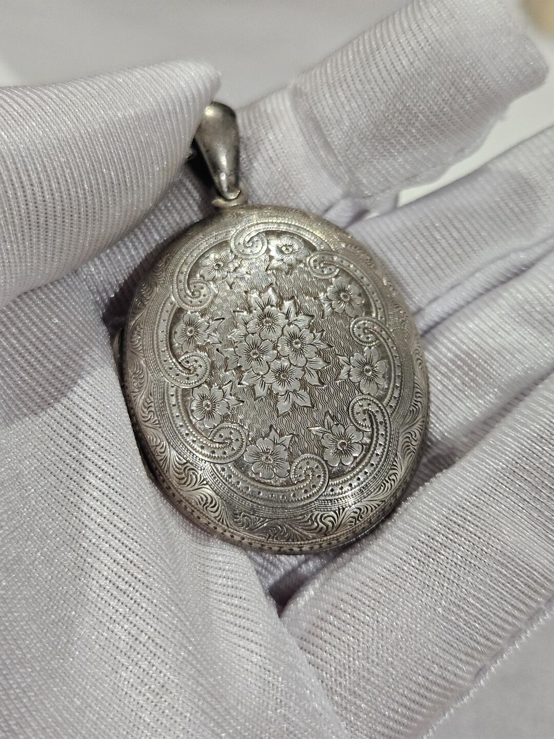 Gs Names Lockets Antique Oval Silver Locket Very Intricate 19 Century - Etsy