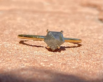 Salt and Pepper Diamond 14k Gold Ring - Geometric Solitaire