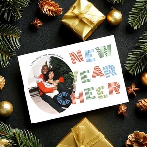 Carte du Nouvel An EditableTemplate, Modèle de carte photo de voeux, Carte de Noël moderne Cheer Family Imprimable Personnalisable TÉLÉCHARGEMENT INSTANTANÉ