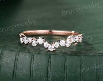 Moissanite Wedding band Vintage Rose gold Curved Wedding band Unique Diamond Matching Stacking band Promise Anniversary band for Women