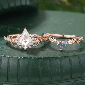 Kite cut Moissanite Engagement ring Rose Gold Bridal ring set Marquise Lab alexandrite Moissanite Diamond Promise Anniversary Twist Leaf set