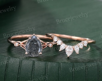 Conjunto de anillo de compromiso de diamantes en forma de pera con diseño de sal y pimienta, anillo de oro rosa vintage, conjunto nupcial de moissanita, anillo de promesa de boda, anillo de aniversario