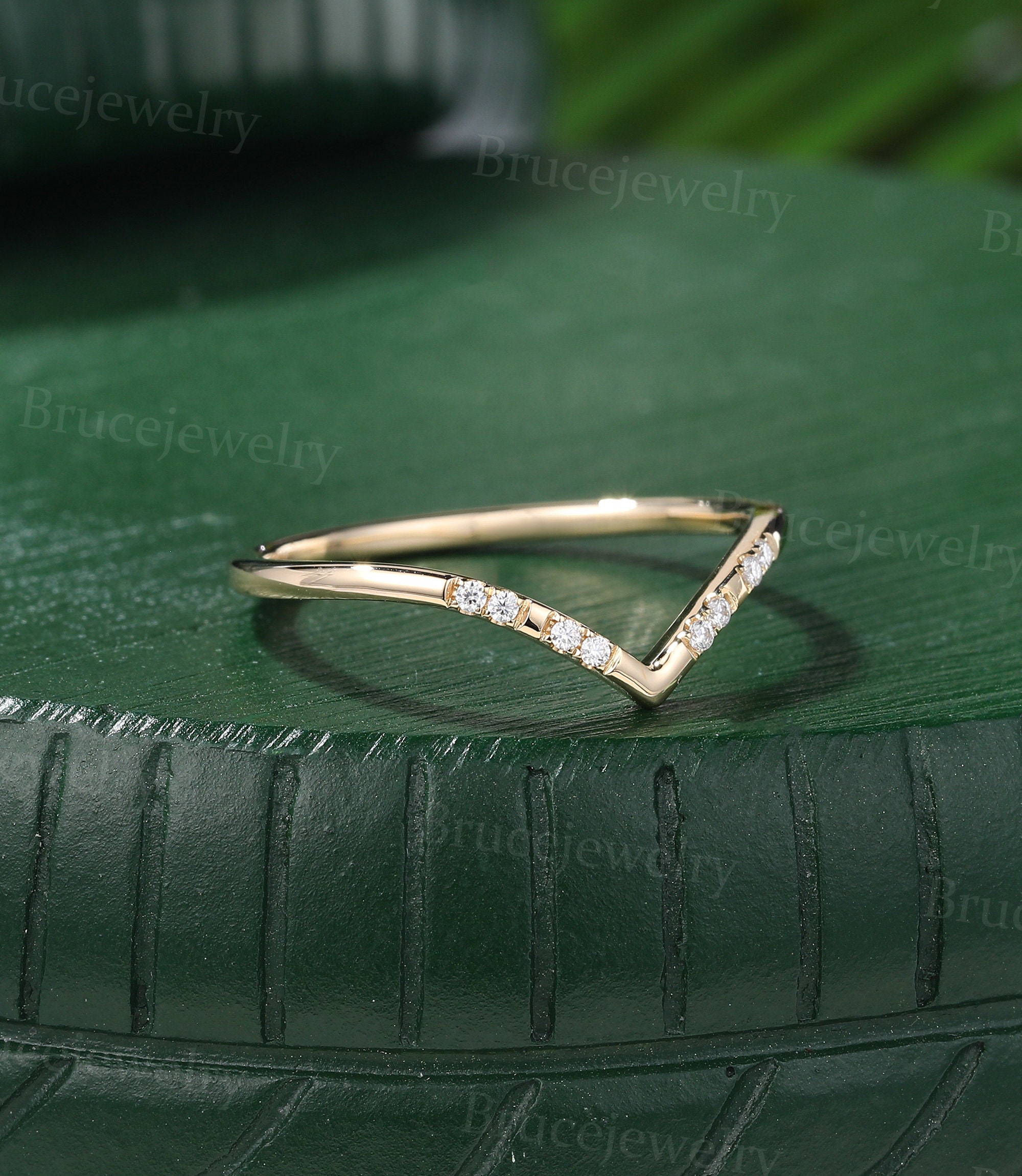 Curved Moissanite Wedding Band Vintage Yellow Gold Wedding Band Unique ...