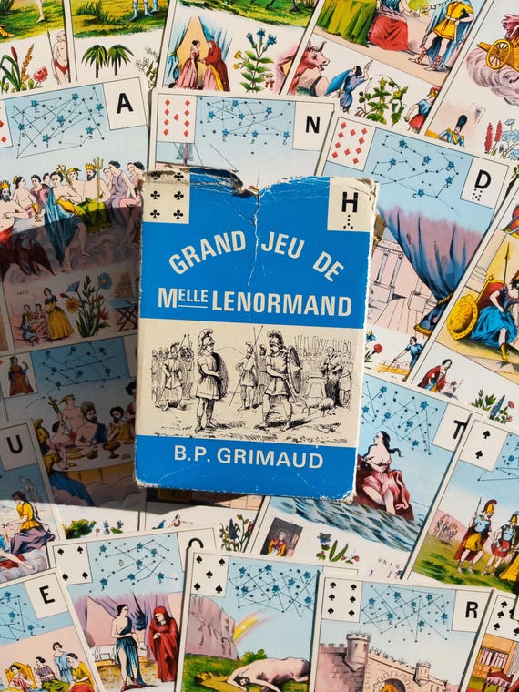 Grand Jeu De Mademoiselle Lenormand - 54 Cartes - Tarot Divinatoire Vintage - Fabriqué En France