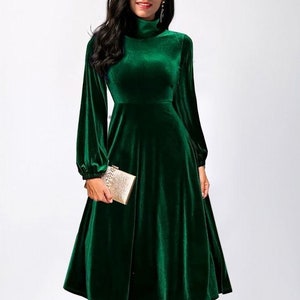 Vestido de terciopelo verde esmeralda / Vestido de dama de - Etsy España Vestido de terciopelo verde esmeralda / Vestido de dama de - Etsy España