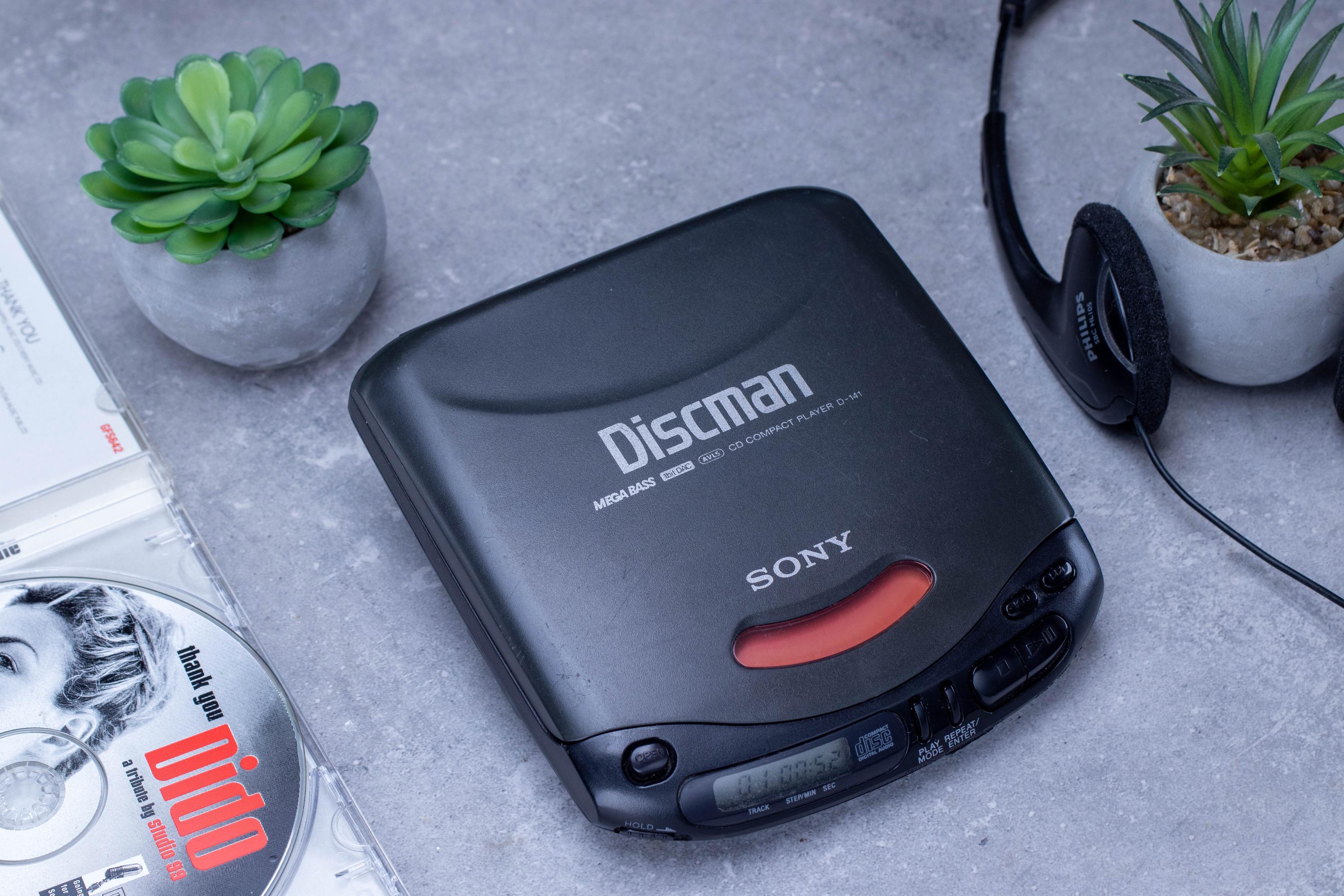 Sony D 141 Discman Portable CD Player G protection Anti skip 
