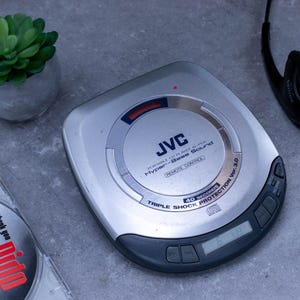 JVC XL-PG5 Discman Portable CD Player | Anti-Shock Protection | Vintage 90s Walkman | Tested & Working | Retro Music Player | Rare