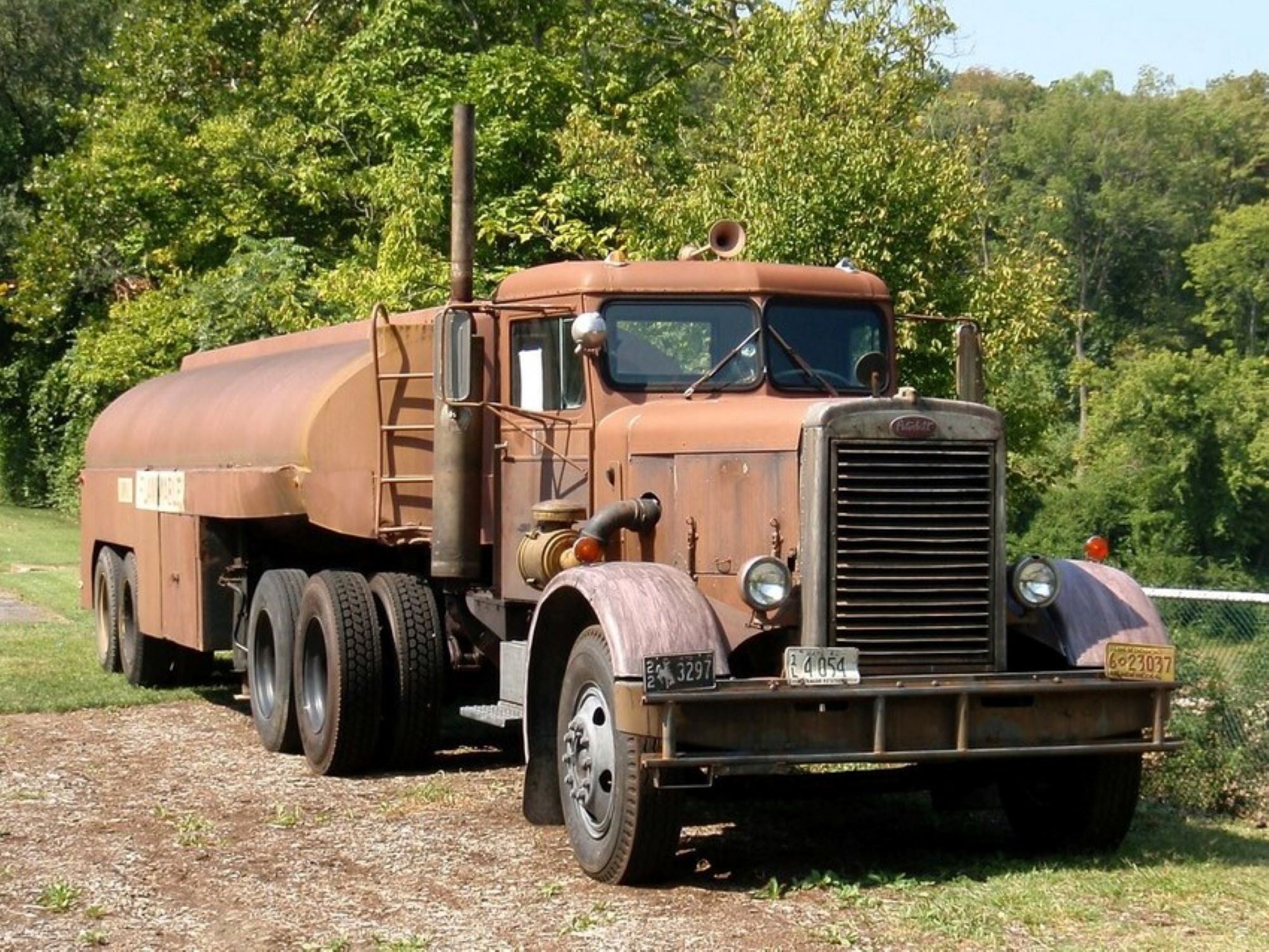 Camion Peterbilt 281 1957 the Duel American Trucks 143 A Estrenar Y