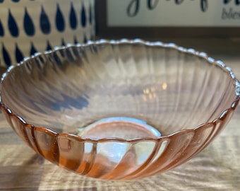 Vintage pink swirl glass cereal bowl, dessert dish, made in France.