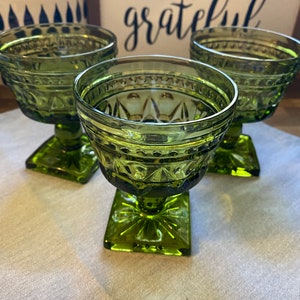Green 4-3/4 inches X 3-1/2 inches pedestal base dessert goblets set of 3