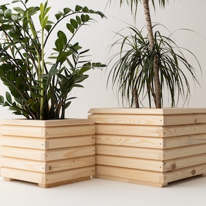 3D Holz Blumentöpfe 2er Set, Minimaler Holztopf für nordisches Interieur, Stilvoller Behälter für Blumen, natürlicher Topf im Boho-Stil