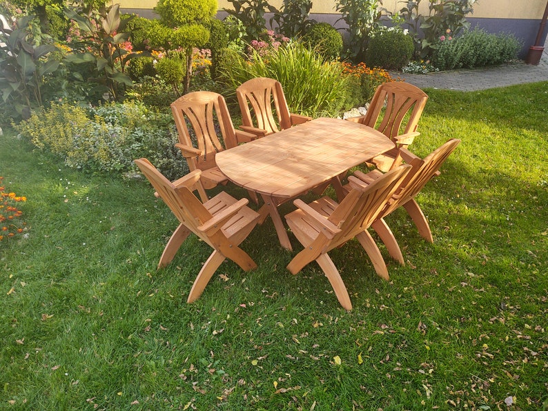 Bauernhausmöbel für den Garten, Rustikaler Tisch mit Stühlen für den Außenbereich, Gartenmöbel aus Holz Bild 7