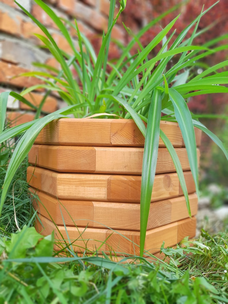 Octagonal Planter for Flowers, Wooden Pot for Outdoor, Rustic Plant Pot ...