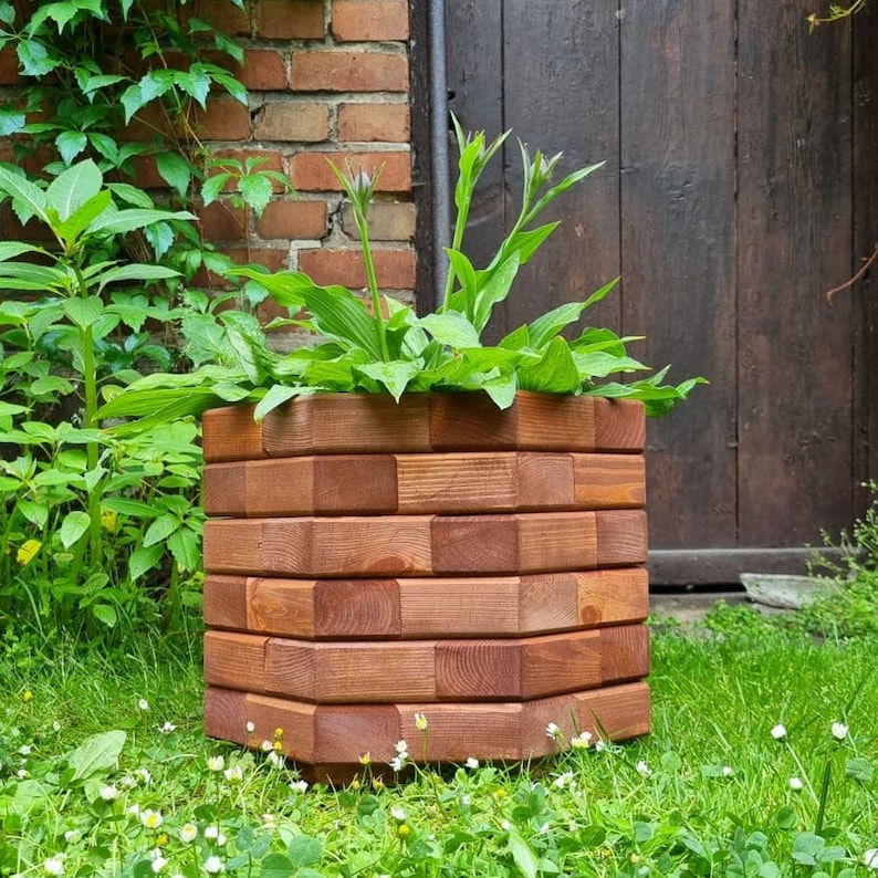 Octagonal Planter for Flowers, Wooden Pot for Outdoor, Rustic Plant Pot ...
