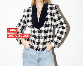 VINTAGE Houndstooth Blazer from 1980s with Black Velvet Collar with Viscose