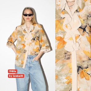 Blusa vintage con estampado de hojas beige y amarillas de los años 80 / Camisa retro con jabot de Izabel®
