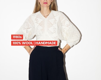 VINTAGE Handmade Wool Sweater from 1980s | Eggshell Cream Batwing Fit Sweater