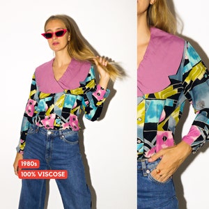 VINTAGE viscose blouse from 1980s | retro black, purple, green, blue abstract print double-breasted buttoned blouse, shirt | modopol