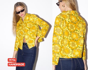 VINTAGE women&#39;s blouse orange/yellow/brown with floral pattern, handmade from 1970&#39;s, fitted in waste | quality buttoned blouse with collar