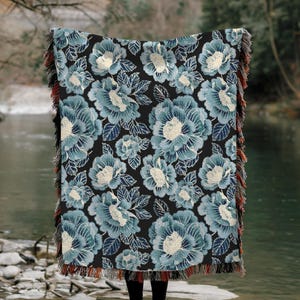 Teal Blossom Woven Blanket | Floral Pattern Throw, Elegant Garden Tapestry, Nature-Inspired Bedspread Blanket Gift